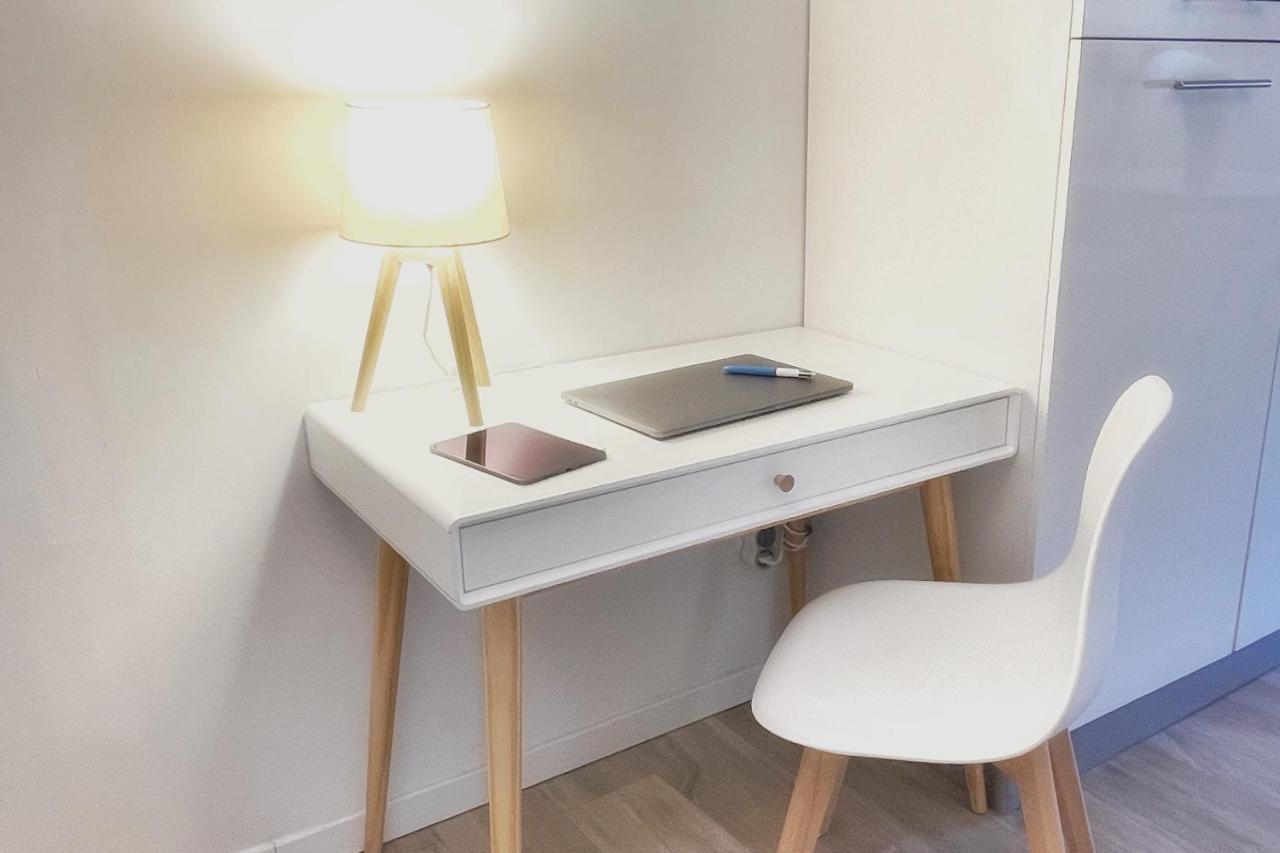 Appartements Premium En Hyper Centre Ville 브리뇰 외부 사진